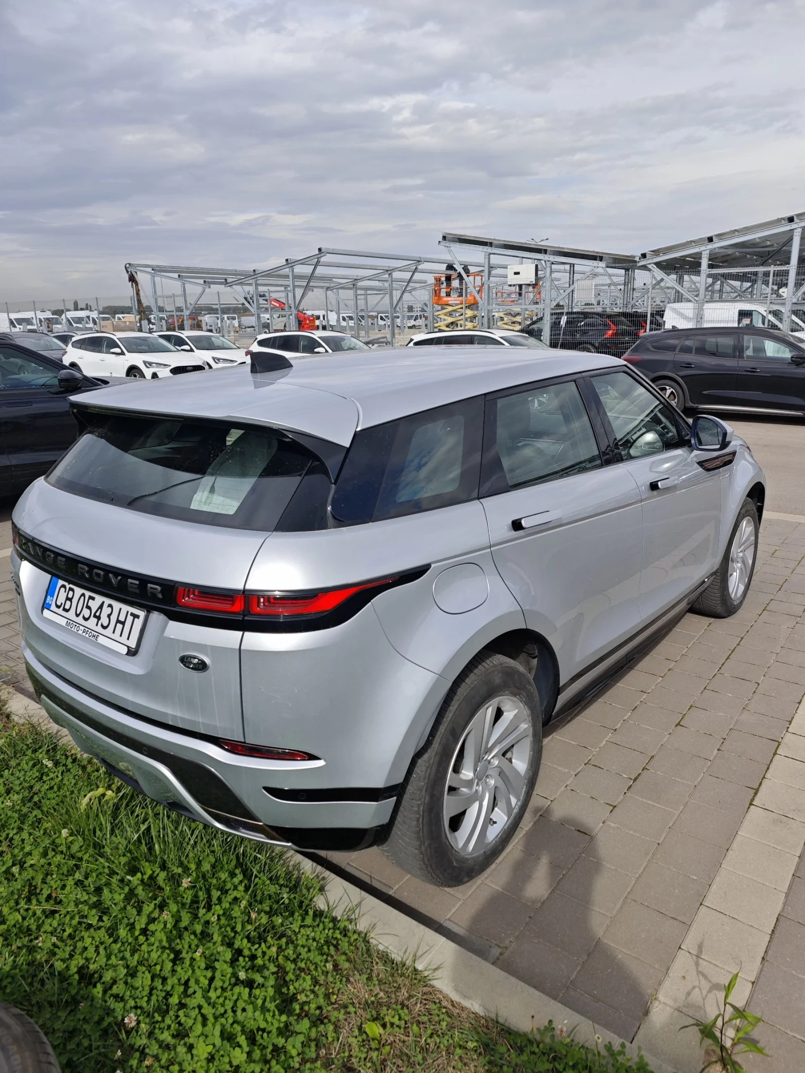 Land Rover Range Rover Evoque 2.0 P200 R-DINAMIC MILD HYBRID - изображение 6