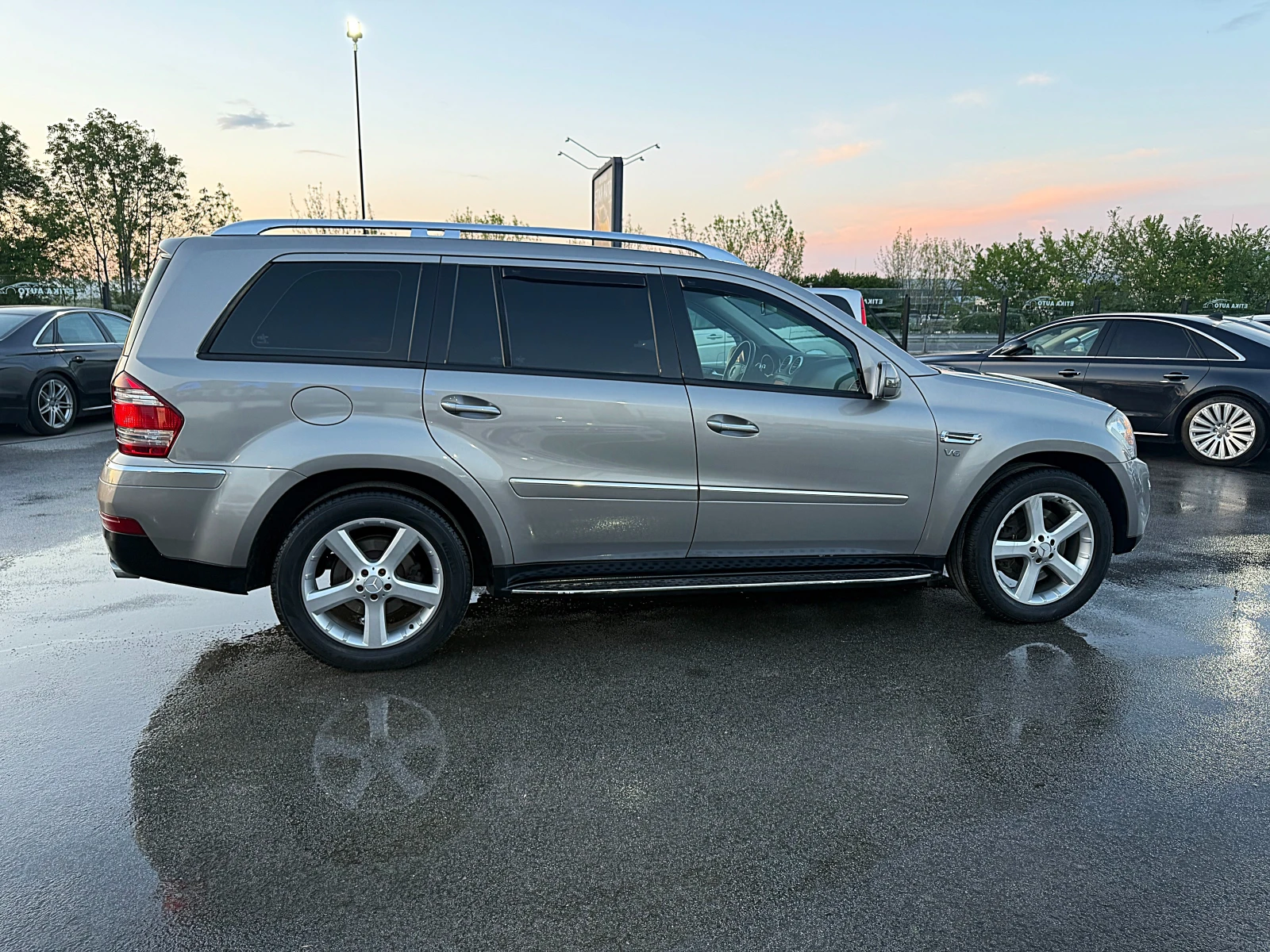 Mercedes-Benz GL 320 7места-SPORT PAKET-OFFROAD-KAMERA-MONITORI-DVD-FUL - изображение 6