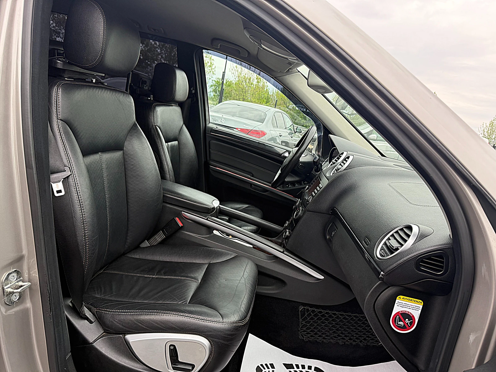 Mercedes-Benz GL 320 7места-SPORT PAKET-OFFROAD-KAMERA-MONITORI-DVD-FUL - изображение 10