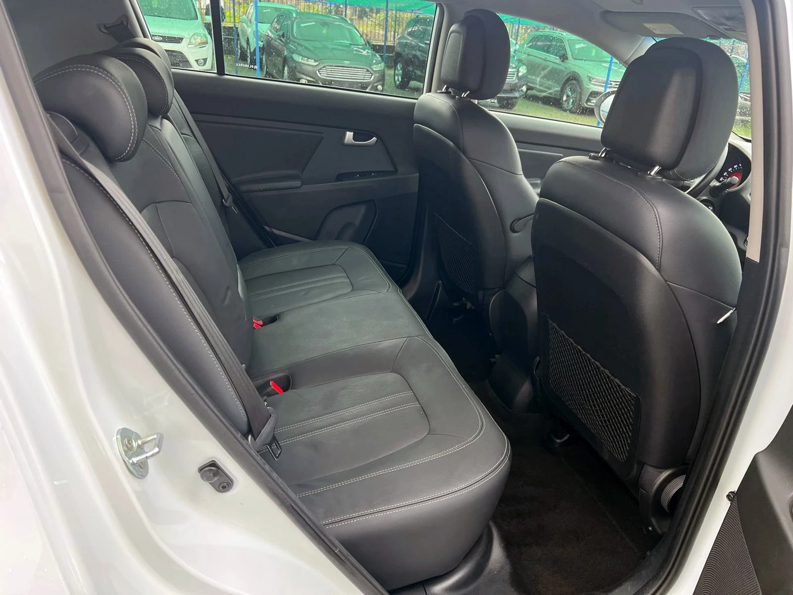 Kia Sportage 1, 7CRDi КОЖЕН САЛОН - изображение 10