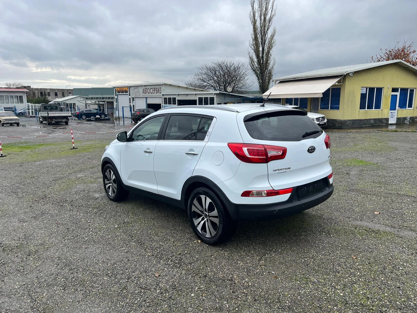Kia Sportage 1, 7CRDi КОЖЕН САЛОН - изображение 7