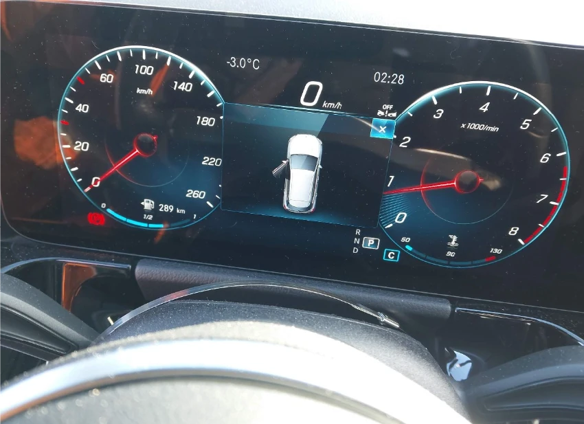 Mercedes-Benz GLA 250 4MATIC / ДИСТРОНИК / ДИГ.ТАБЛО / ПОДГРЕВИ  - изображение 8