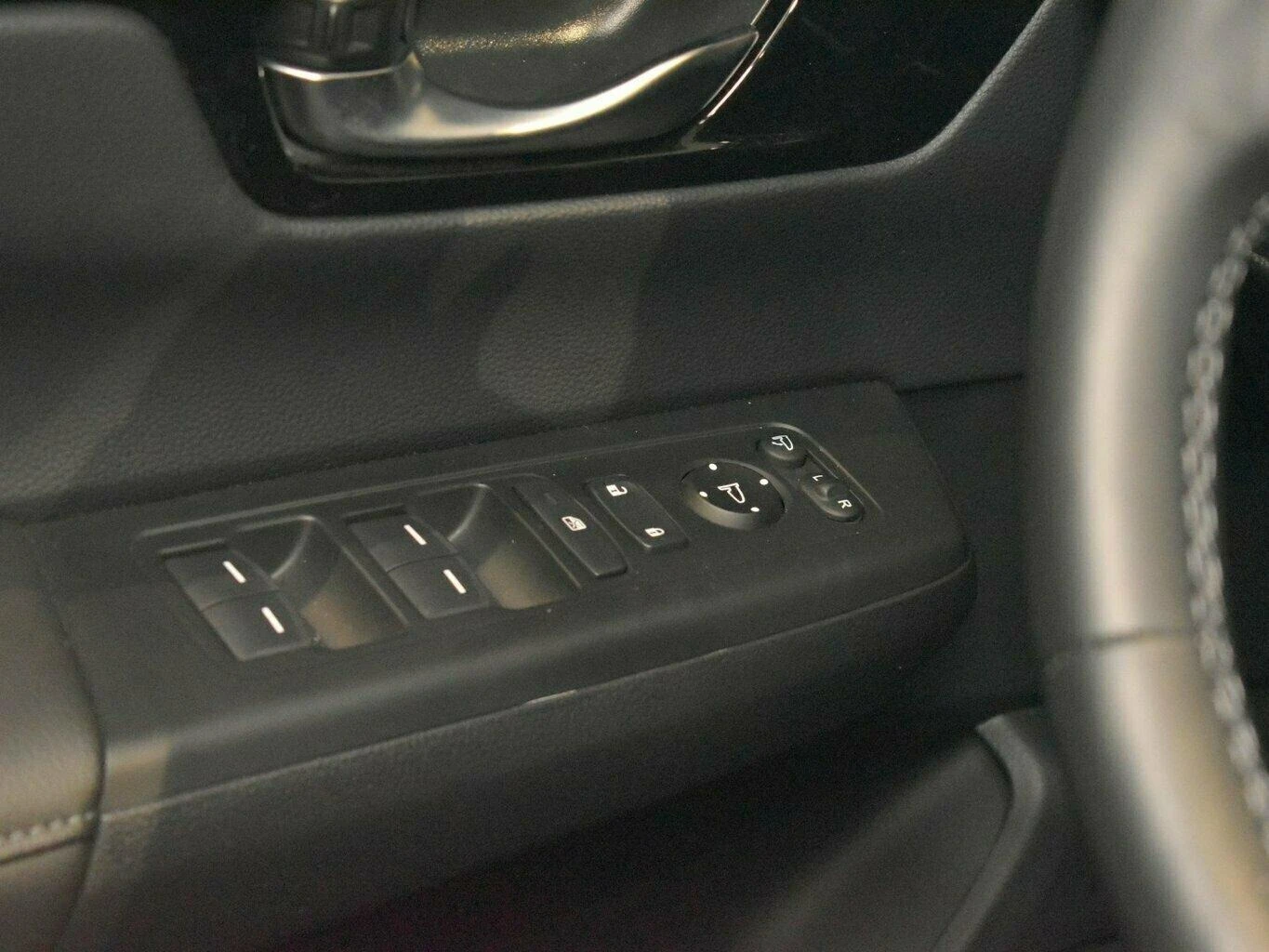 Honda Cr-v HEV* ELEGANCE* AWD* PANO* DISTR* CAM*  - изображение 3