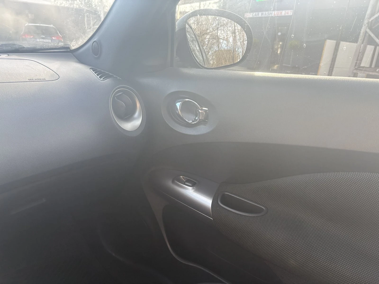 Nissan Juke, снимка 11 - Автомобили и джипове - 53879324