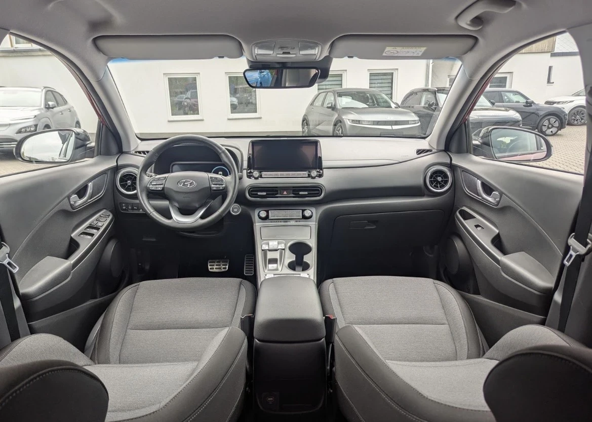 Hyundai Kona Гаранционна!! Facelift, снимка 11 - Автомобили и джипове - 54313716
