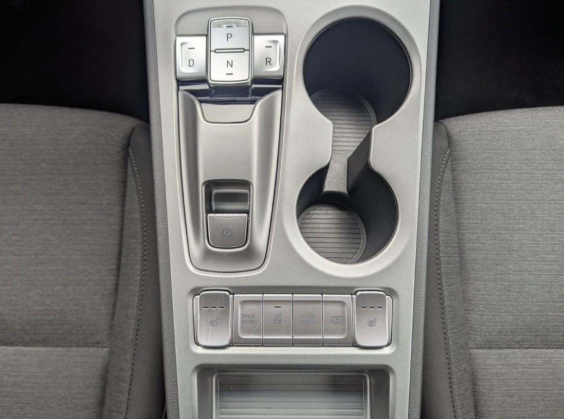 Hyundai Kona Гаранционна!! Facelift, снимка 13 - Автомобили и джипове - 54313716