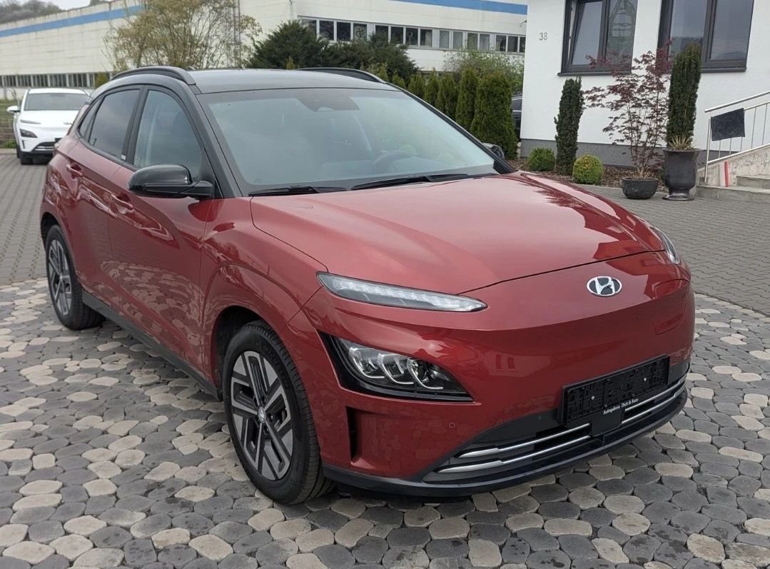 Hyundai Kona Гаранционна!! Facelift, снимка 3 - Автомобили и джипове - 54313716