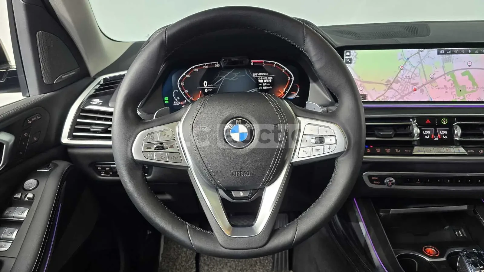 BMW X7 30d xDrive| PANO| TV| 360| 7МЕСТА| ВКЛ.ТЕХНОТЕСТ, снимка 6 - Автомобили и джипове - 54750105