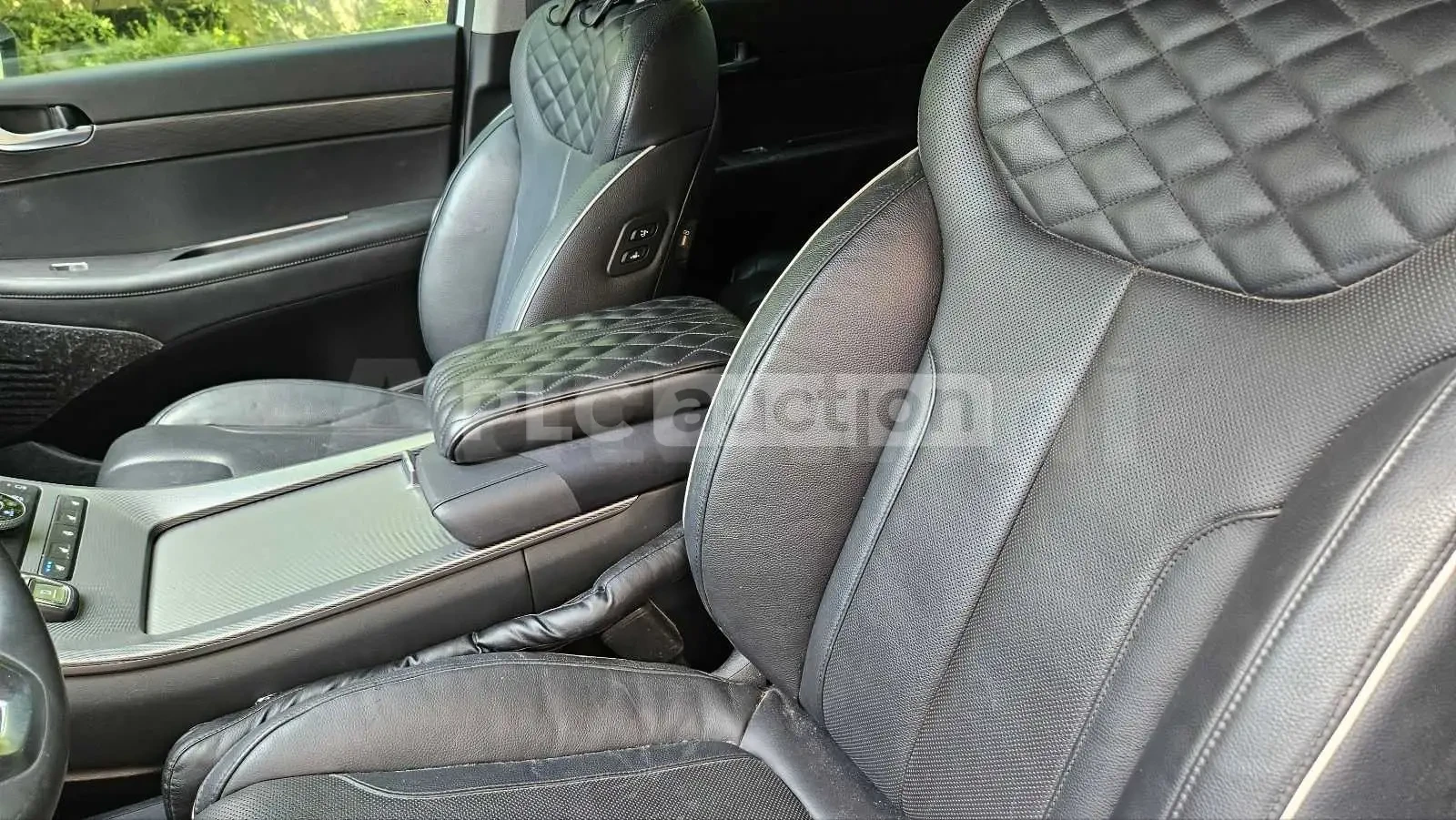 Hyundai Palisade 2.2 4x4| КАМЕРА| ПАНО| ОБДУХ| ВКЛ.ТЕХНОТЕСТ, снимка 6 - Автомобили и джипове - 54789111