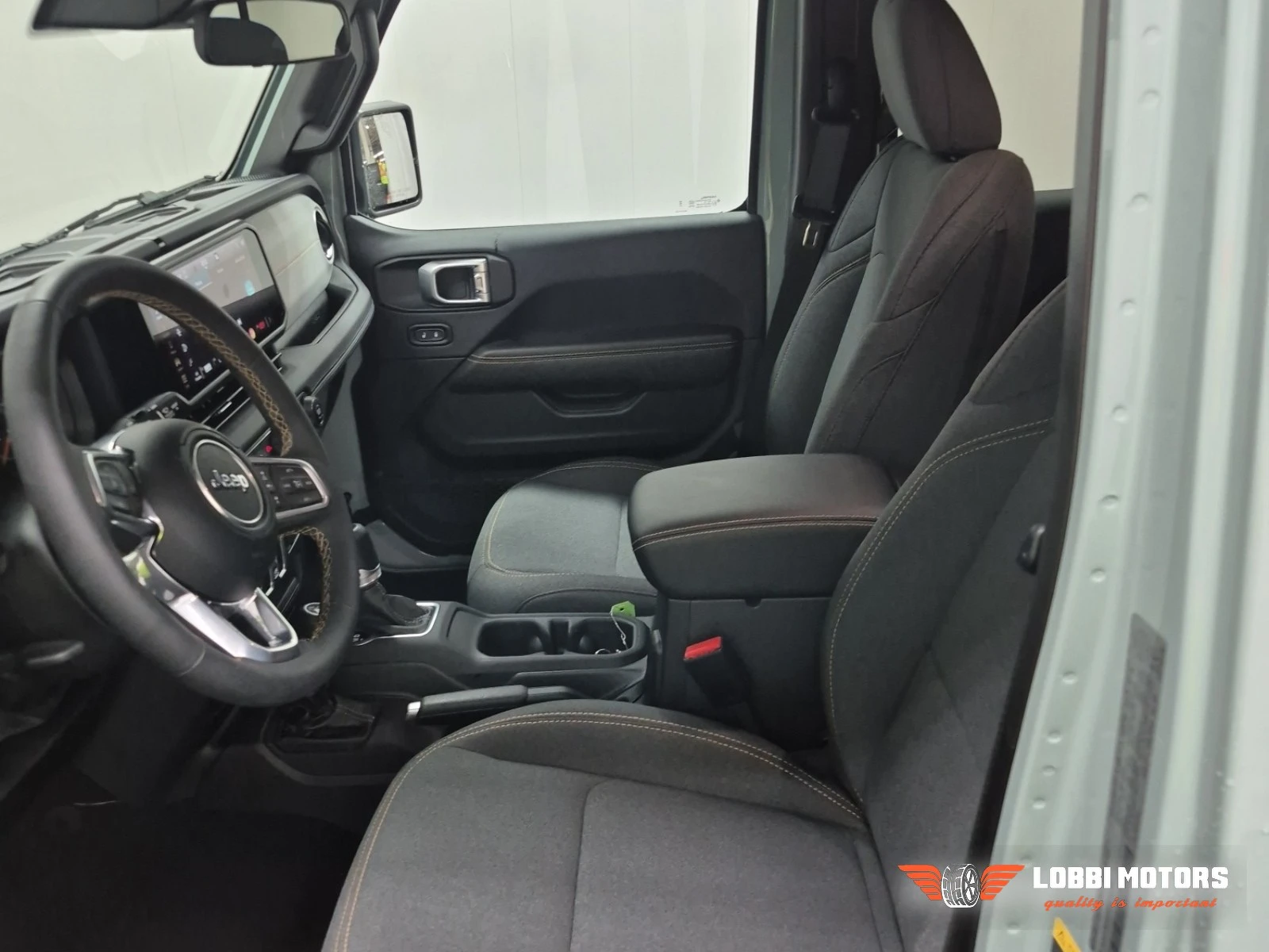 Jeep Wrangler, снимка 5 - Автомобили и джипове - 55928719