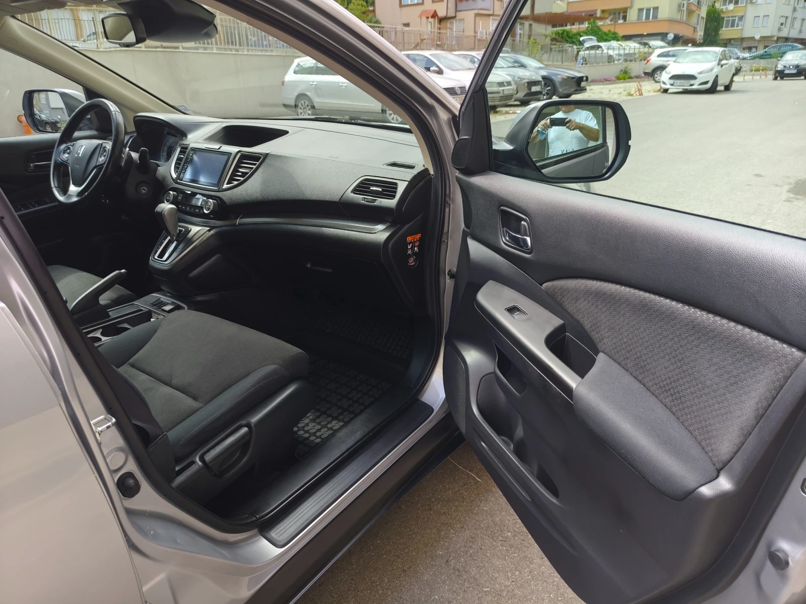 Honda Cr-v 2.0i-VTEC 4WD, Avtomat-2018г., снимка 11 - Автомобили и джипове - 56049513