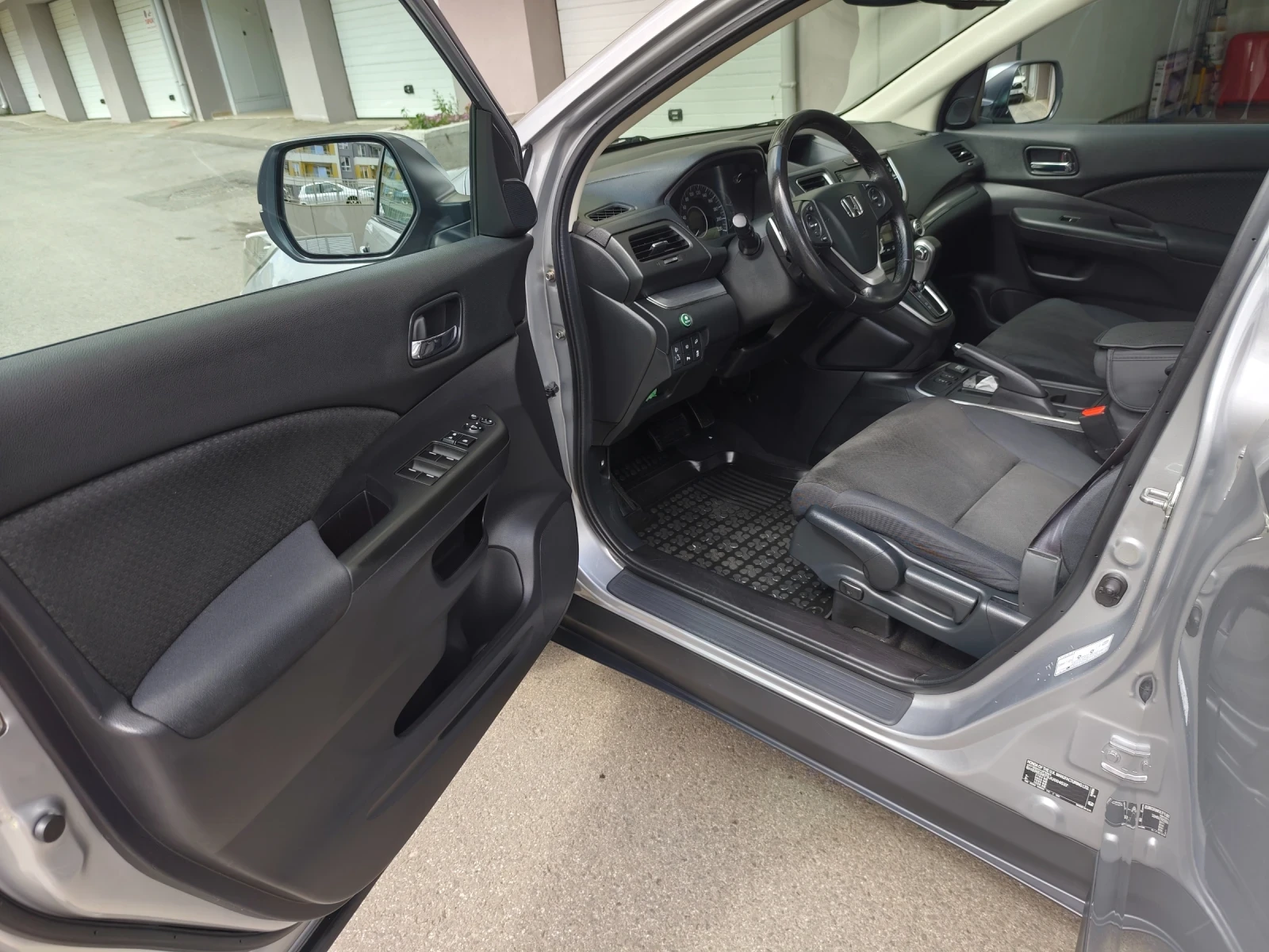 Honda Cr-v 2.0i-VTEC 4WD, Avtomat-2018г., снимка 13 - Автомобили и джипове - 56049513