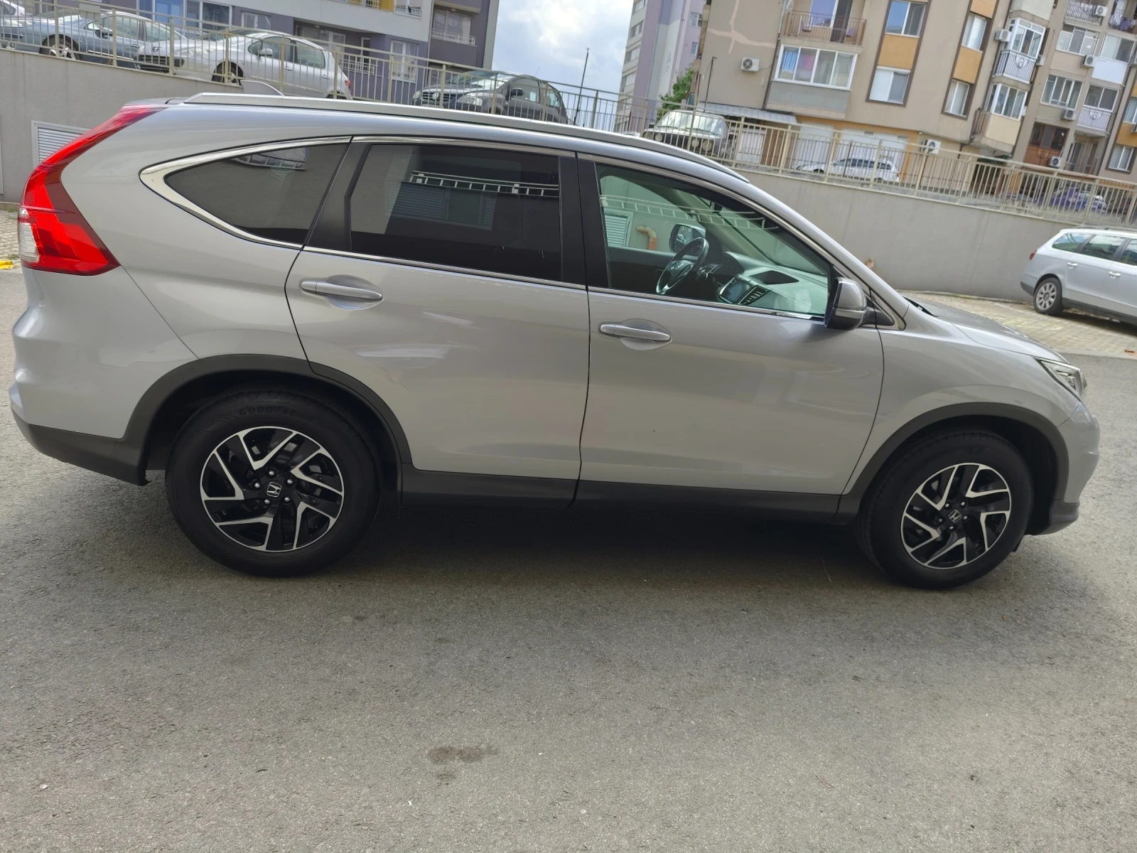 Honda Cr-v 2.0i-VTEC 4WD, Avtomat-2018г., снимка 5 - Автомобили и джипове - 56049513