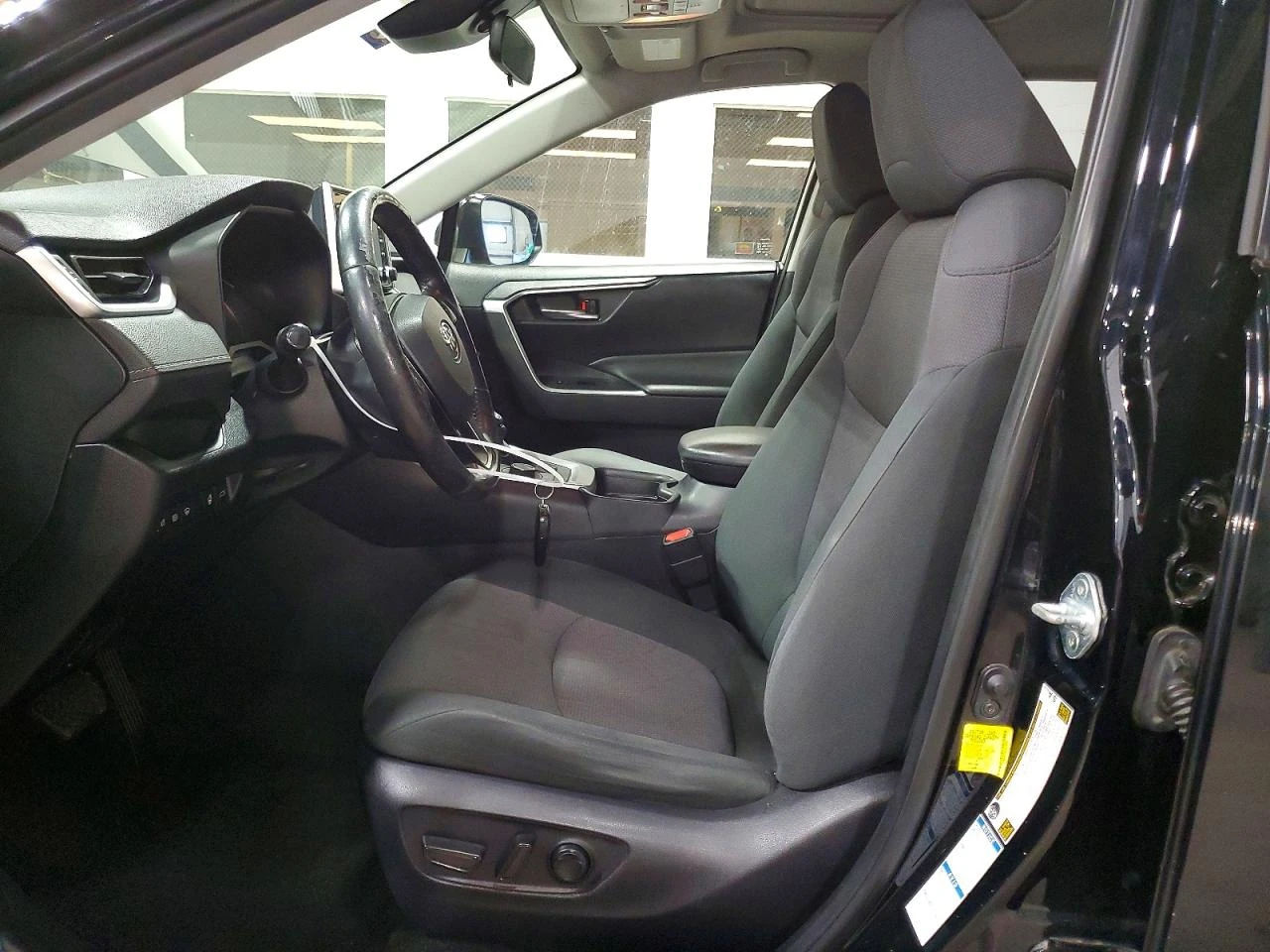Toyota Rav4 2.5l Hybrid Xle, снимка 7 - Автомобили и джипове - 56215224