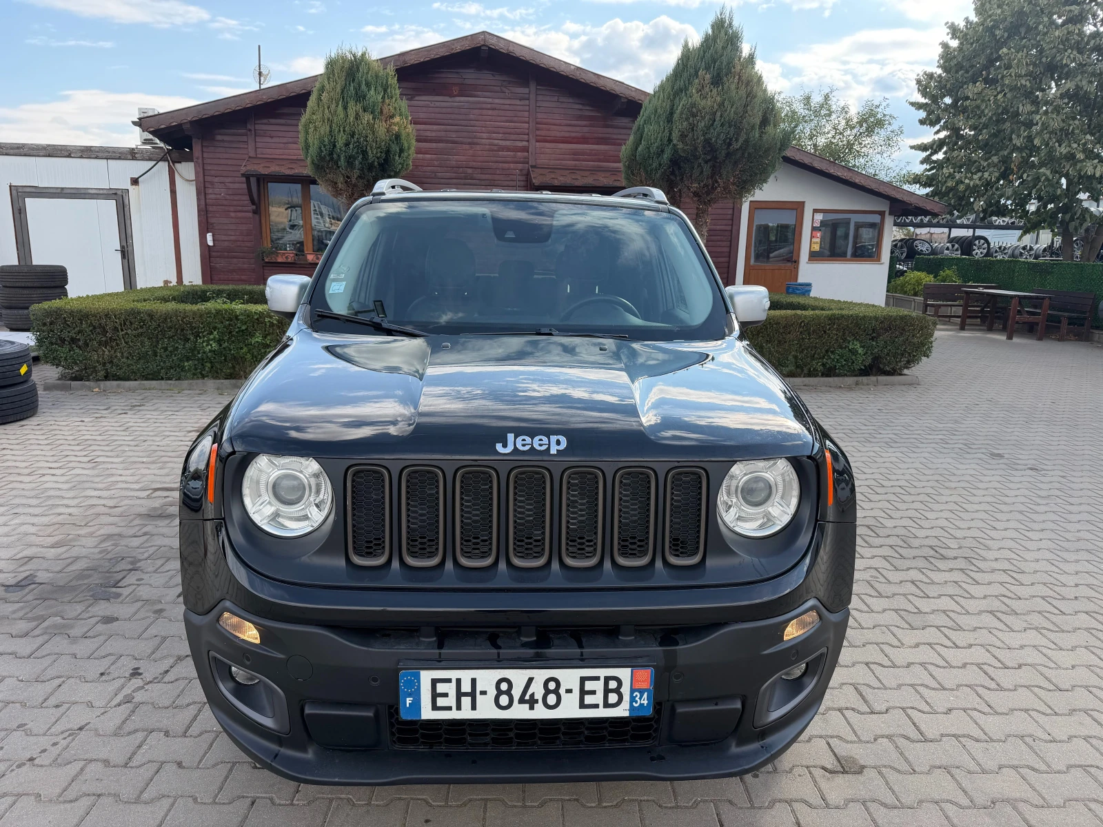 Jeep Renegade 2.0M-JET AVTOMAT/KOJA/NAVI EURO 6, снимка 3 - Автомобили и джипове - 56272689