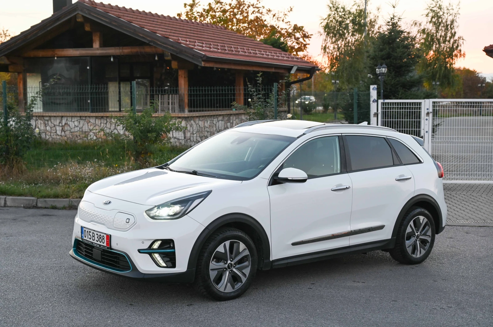 Kia Niro 64kw* Premium* ������* 100%SOH* full | Mobile.bg � ����������� 3