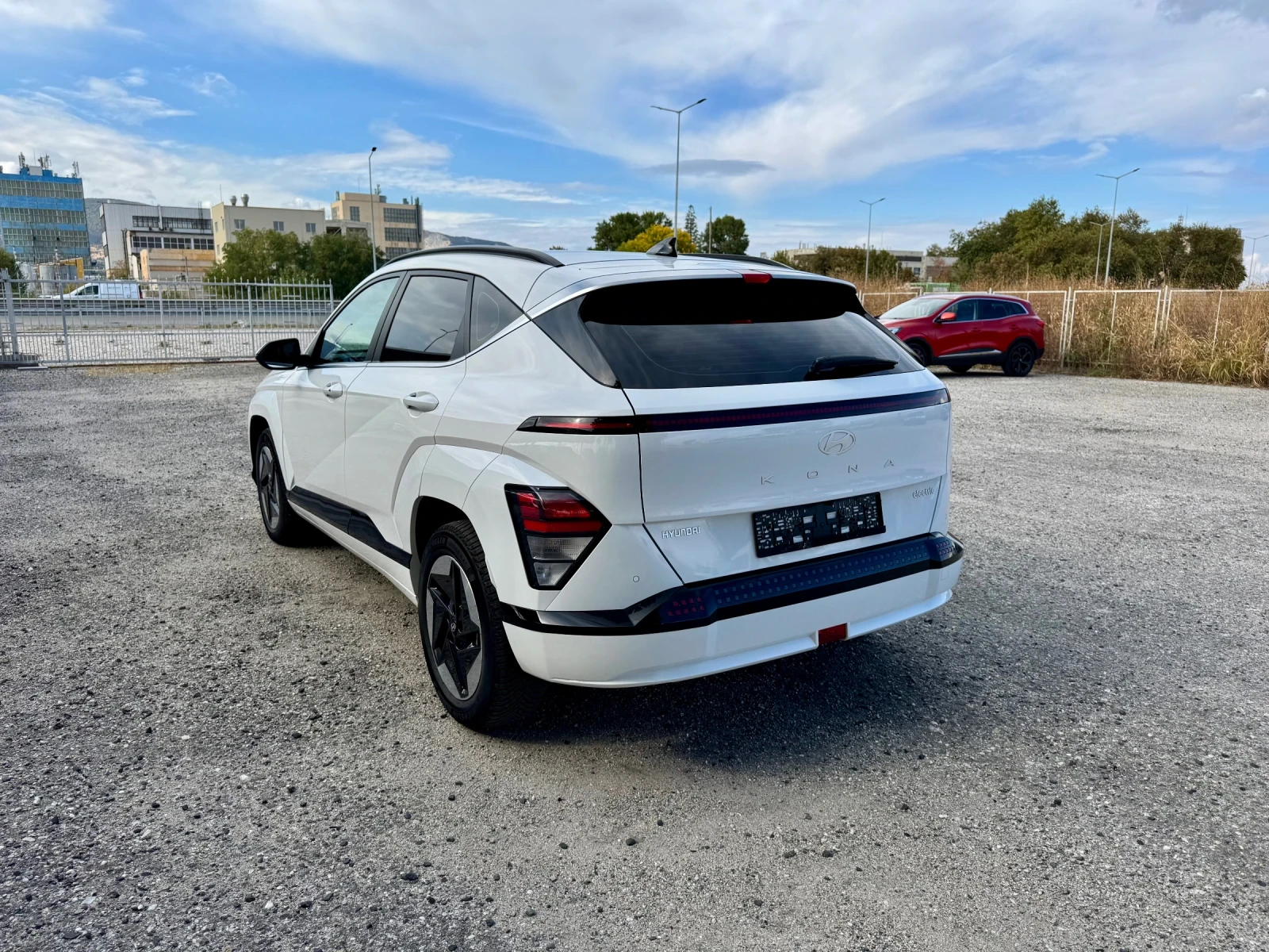 Hyundai Kona 2024 White Pearl EV 65KWh LED 100%SOH �.����� | Mobile.bg � ����������� 5