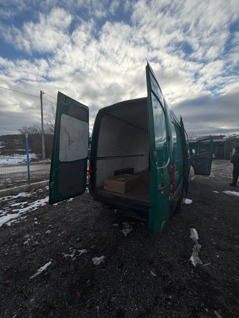 VW Crafter, снимка 8 - Бусове и автобуси - 53258345