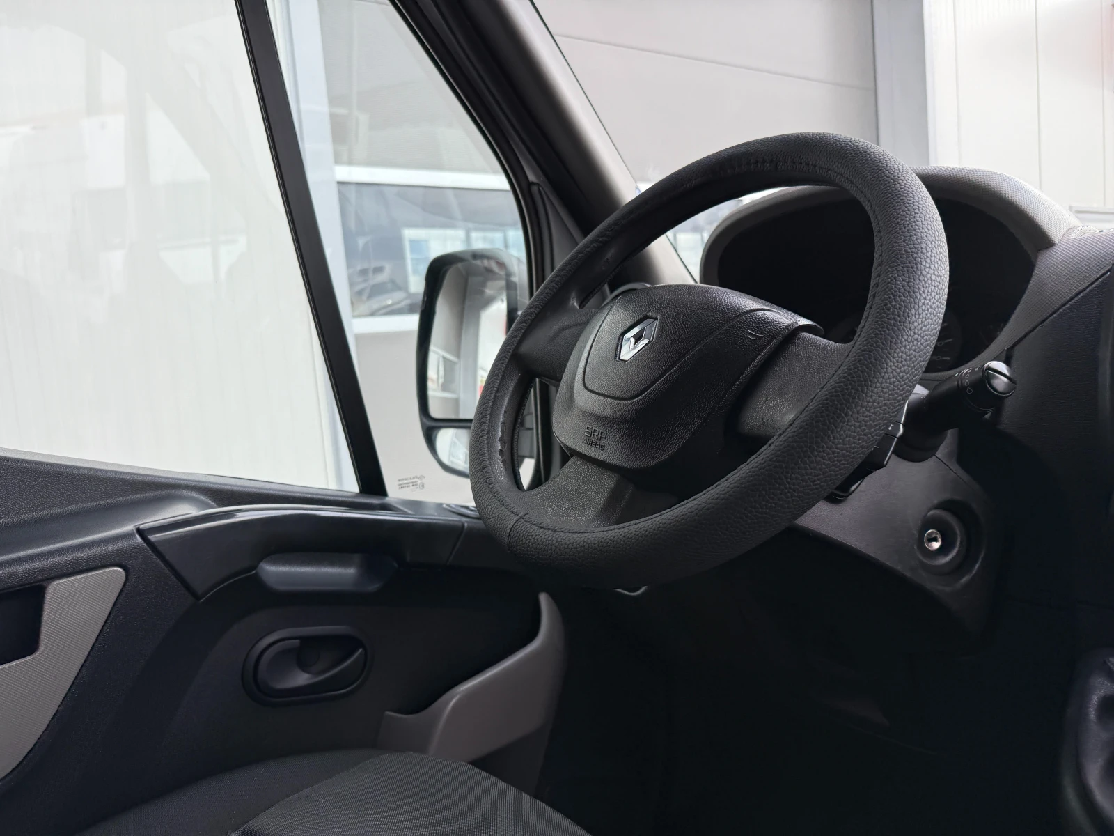 Renault Master 2.3 DCI  - изображение 10