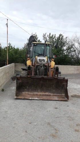 Багер Volvo BL71+ , снимка 4