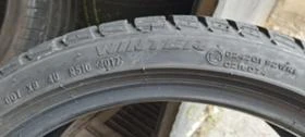 Гуми Зимни 225/40R18, снимка 8