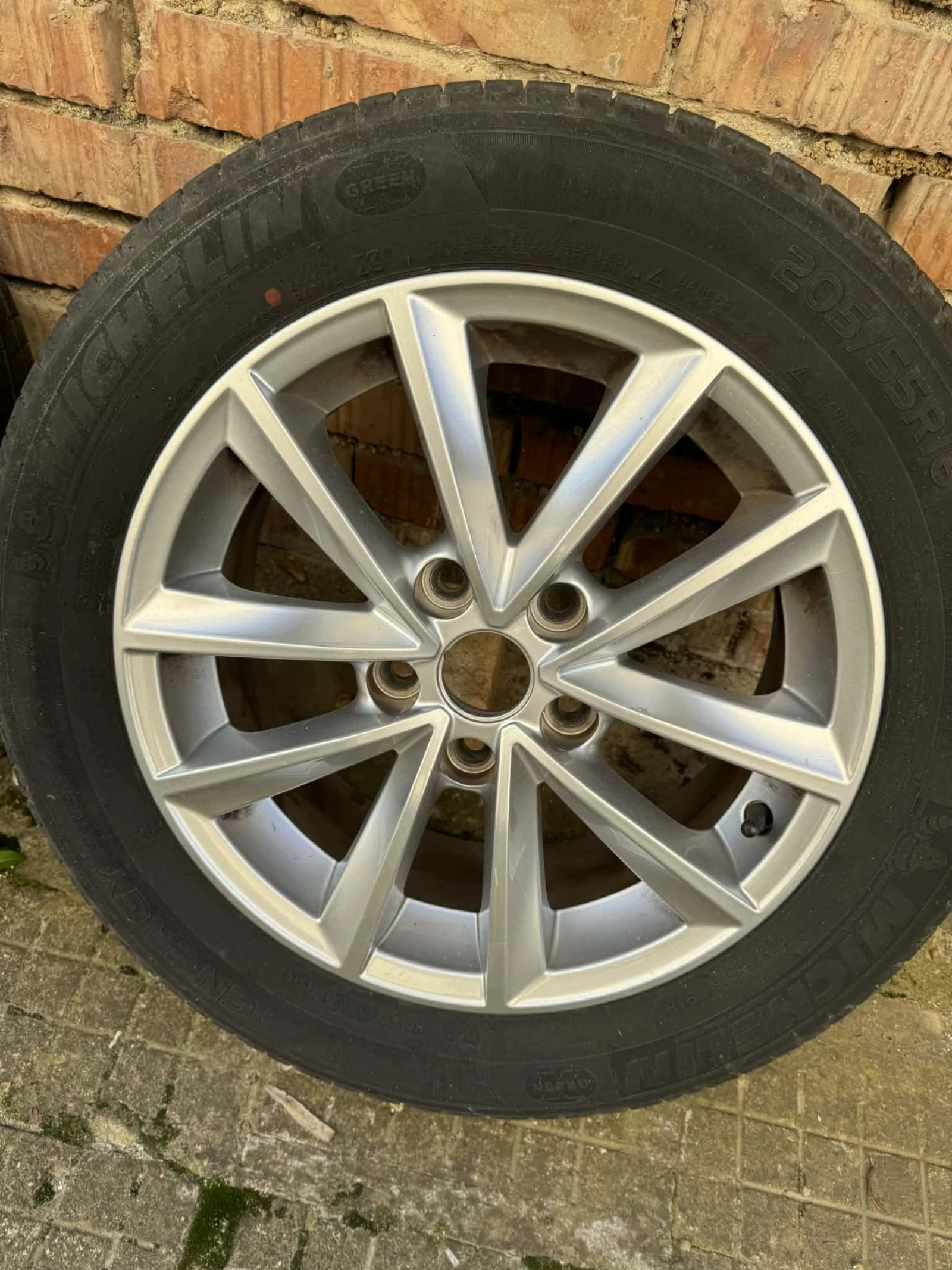 Гуми с джанти Michelin 205/55R16