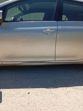 Toyota Auris, снимка 5
