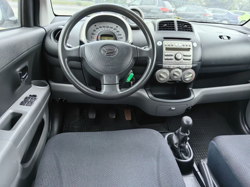 Daihatsu Sirion 1.3i 90кс 4х4 , снимка 11 - Автомобили и джипове - 45717541