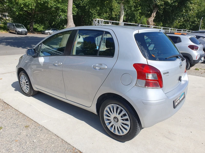 Toyota Yaris ГАЗ/БЕНЗИН/, снимка 5 - Автомобили и джипове - 46849553