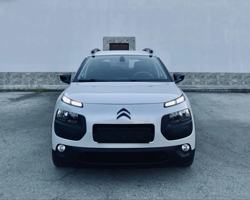 Citroen C4 Cactus КАМЕРА* НАВИГАЦИЯ , снимка 2 - Автомобили и джипове - 47256374