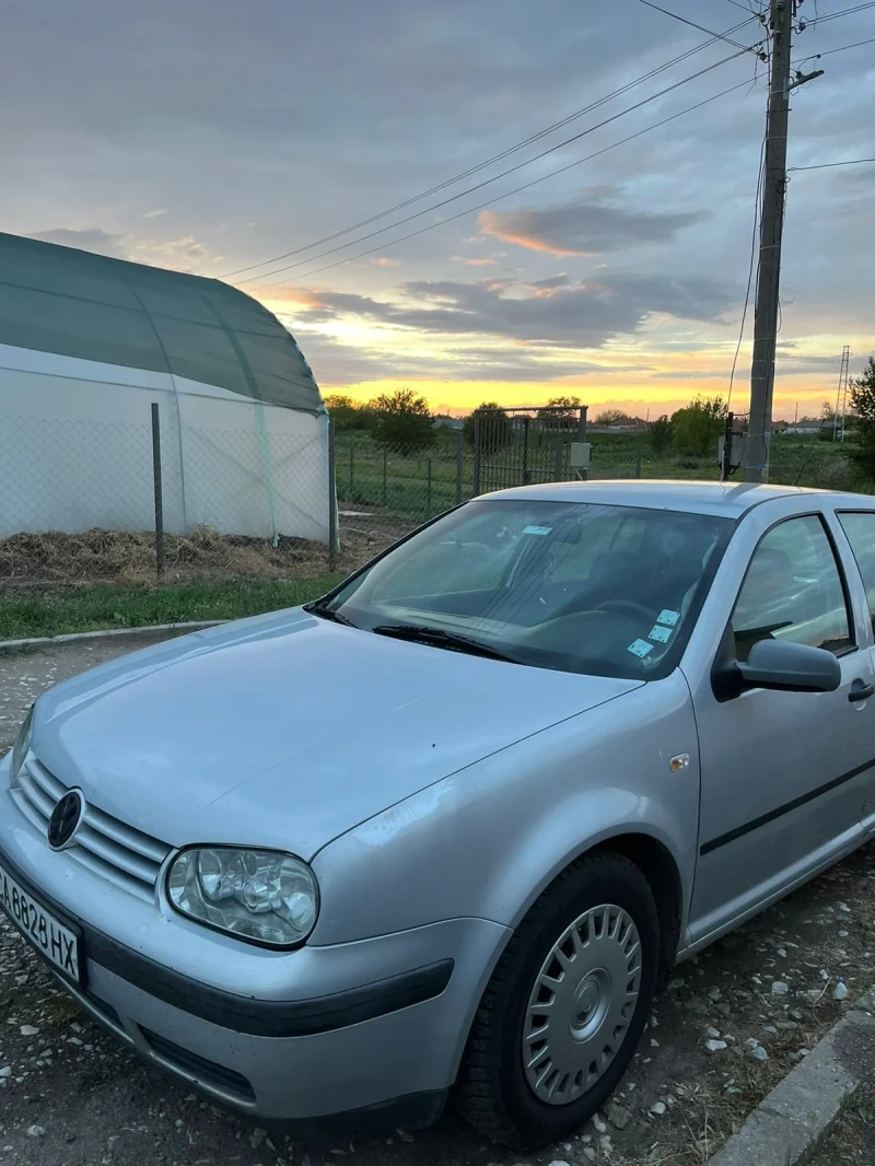 VW Golf, снимка 2 - Автомобили и джипове - 47553149