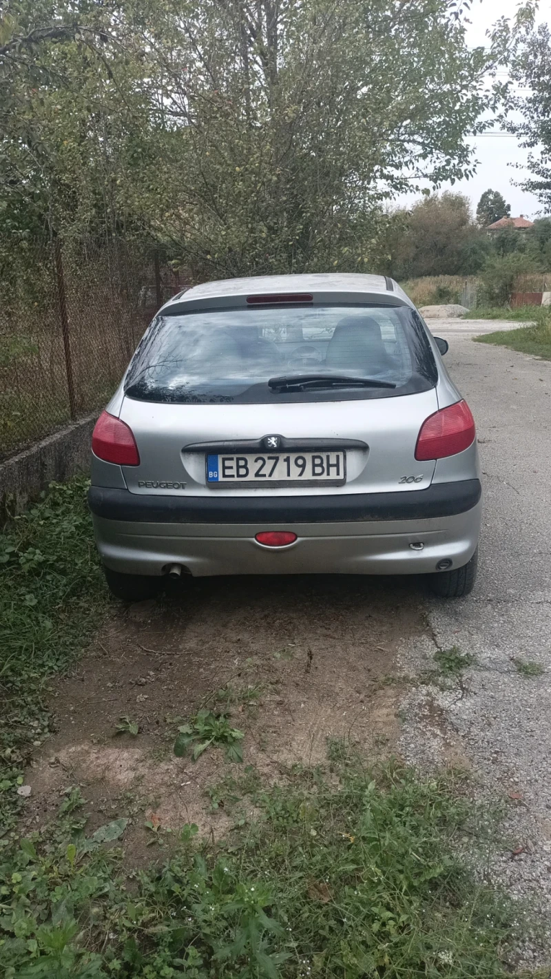 Peugeot 206, снимка 5 - Автомобили и джипове - 47936405