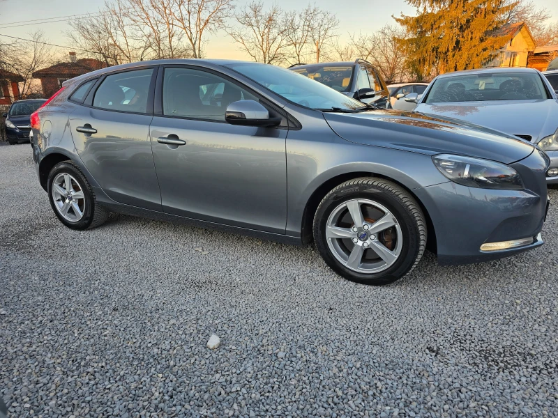 Volvo V40 2.0D2-EВРО 6В-FACELIFT-AВТОМАТИК-НАВИГАЦИЯ, снимка 7 - Автомобили и джипове - 49379685