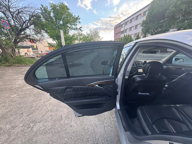 Mercedes-Benz E 500 4x4, снимка 11 - Автомобили и джипове - 50293310