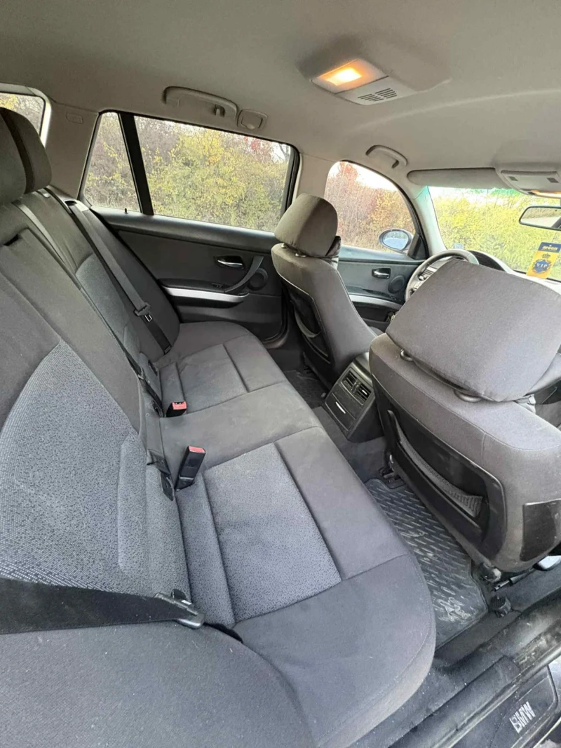 BMW 320 2.0 дизел 163к.с. Автоматик , снимка 10 - Автомобили и джипове - 52346833