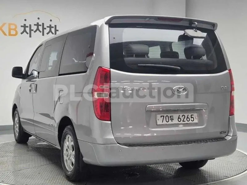 Hyundai Starex, снимка 2 - Автомобили и джипове - 52332488