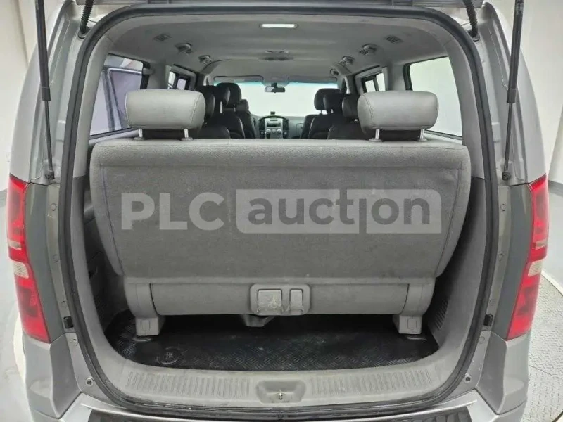 Hyundai Starex, снимка 13 - Автомобили и джипове - 52332488