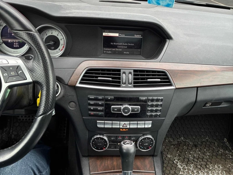 Mercedes-Benz C 250 * CARFAX * ЦЕНА ДО БГ, снимка 9 - Автомобили и джипове - 52840724