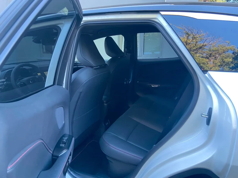 Lexus LBX НОВ!/HEV/ELEGANCE+ TECHNO/CAM/КОЖА/ЕЛ.БАГАЖНИК/847, снимка 13 - Автомобили и джипове - 53023783