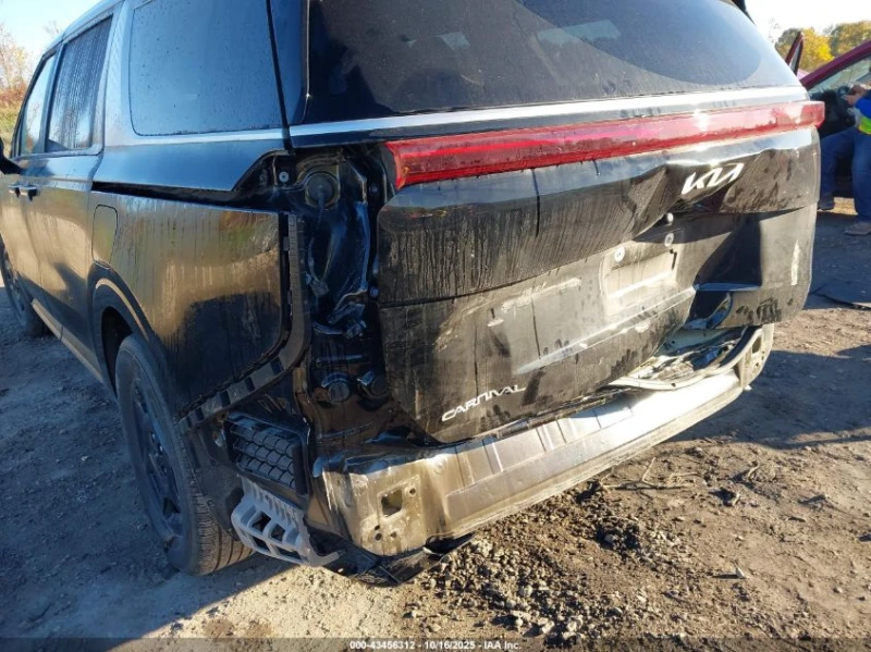 Kia Carnival 3.5l Mpv Lxs, снимка 6 - Автомобили и джипове - 53335476