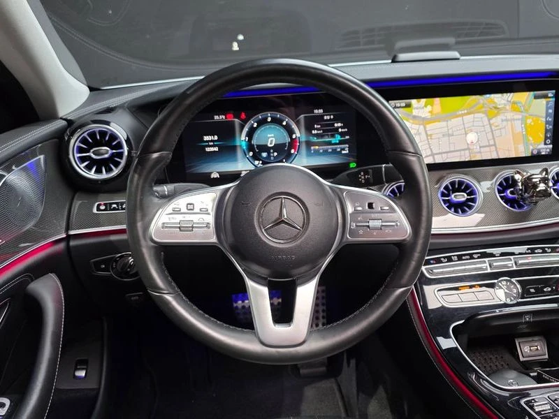 Mercedes-Benz CLS CLS400d 4MATIC AMG | BURMASTER| DIST| 360| HEAD UP, снимка 13 - Автомобили и джипове - 55737933