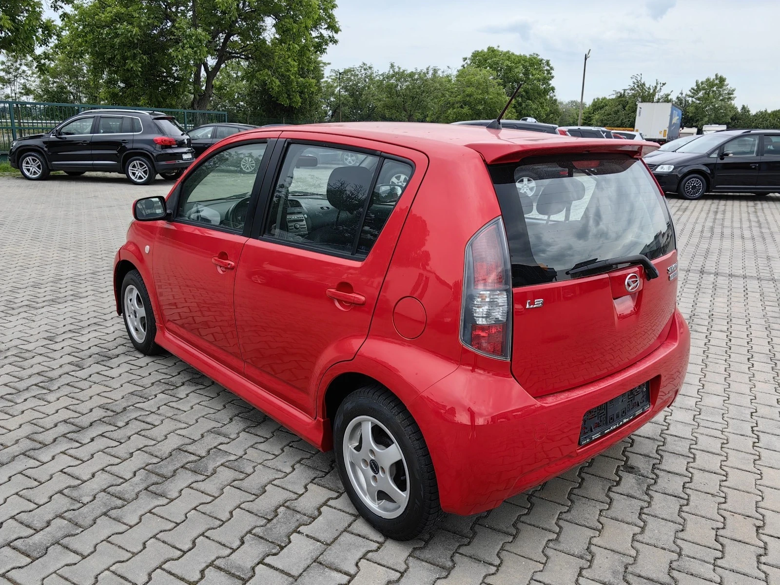 Daihatsu Sirion 1.3i 90кс 4х4  - изображение 4