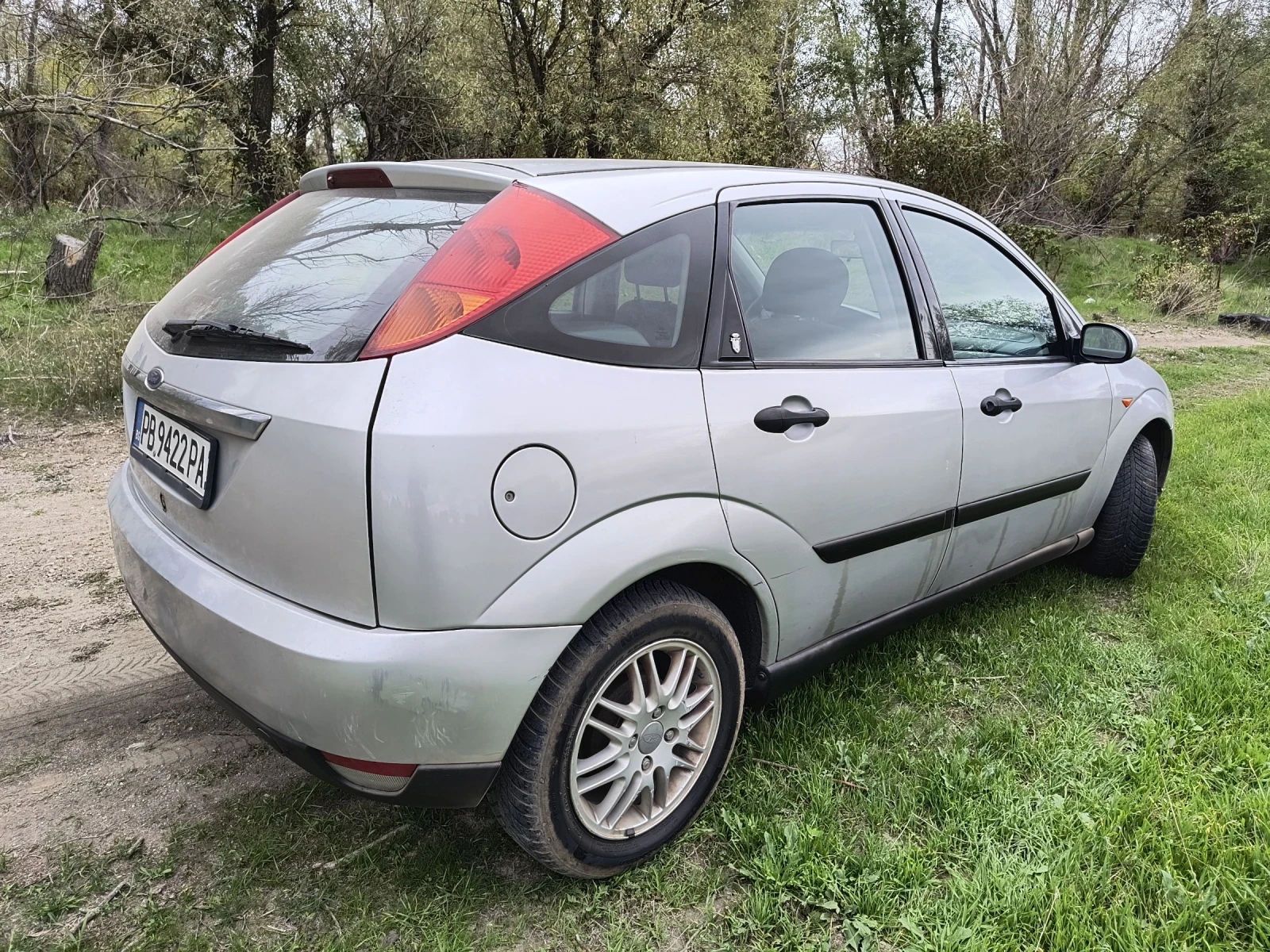 Ford Focus Ghia - изображение 3