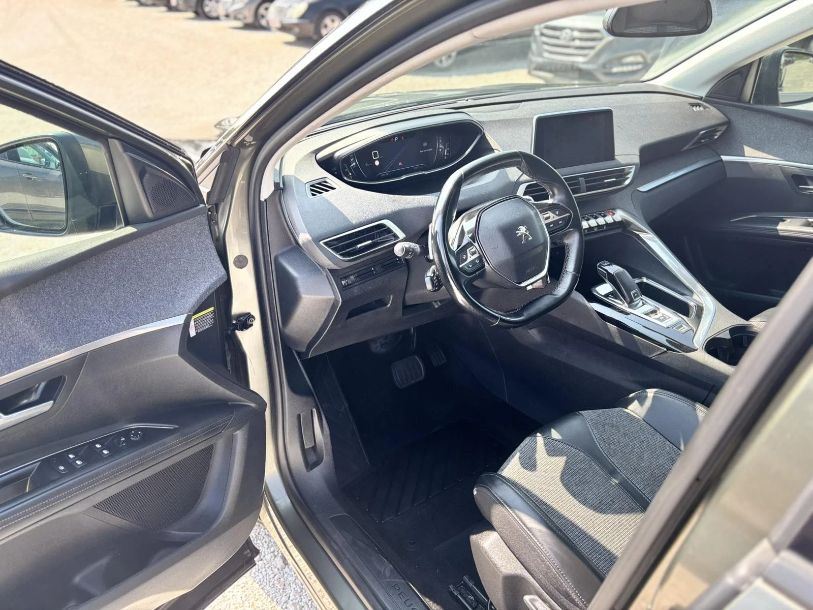 Peugeot 5008 1.6D/EURO6B/AVTOMAT/ | Mobile.bg   17