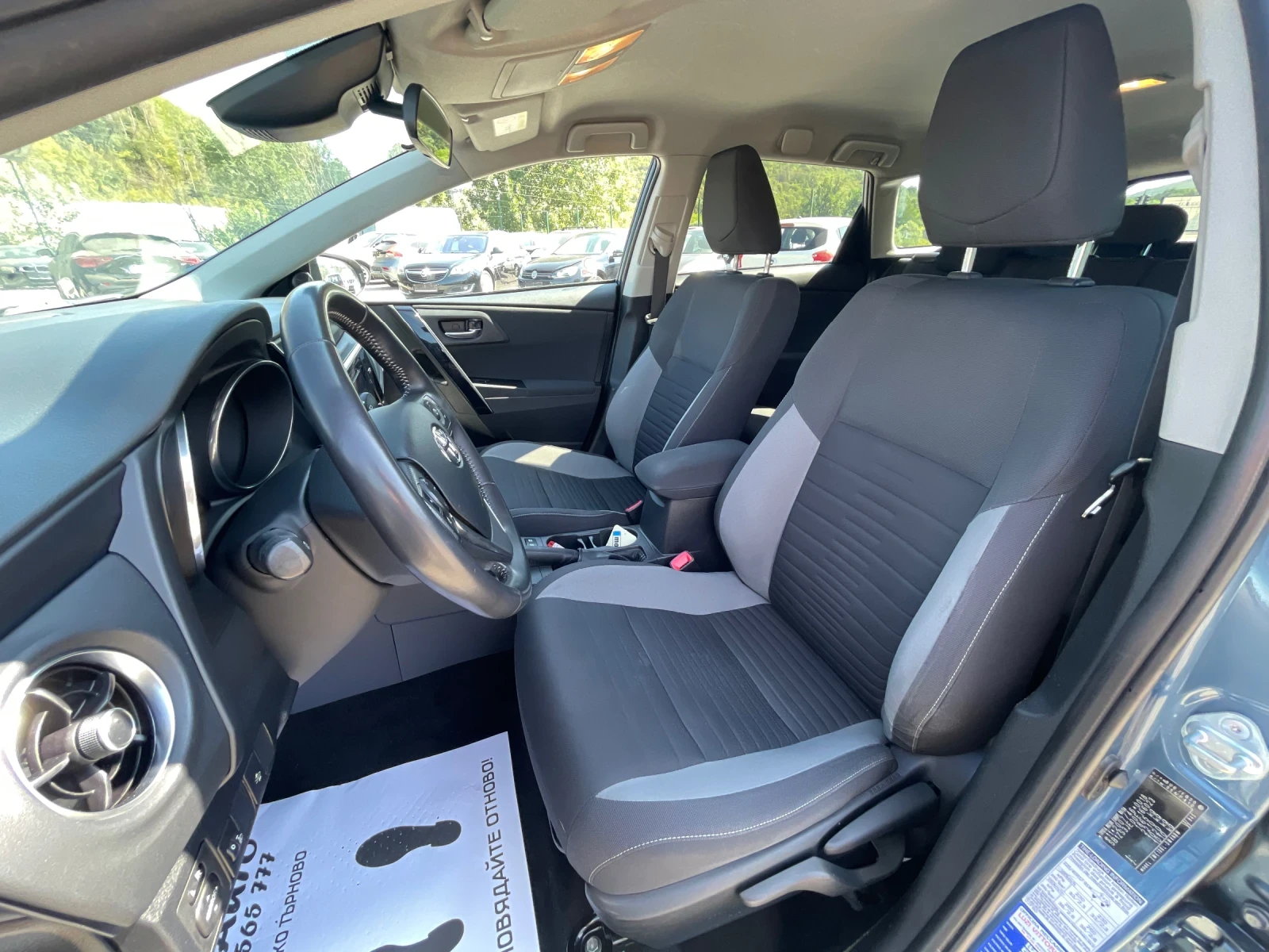 Toyota Auris 1.8i-HYBRID LOUNGE-FACELIFT-LED-CAMERA - изображение 10