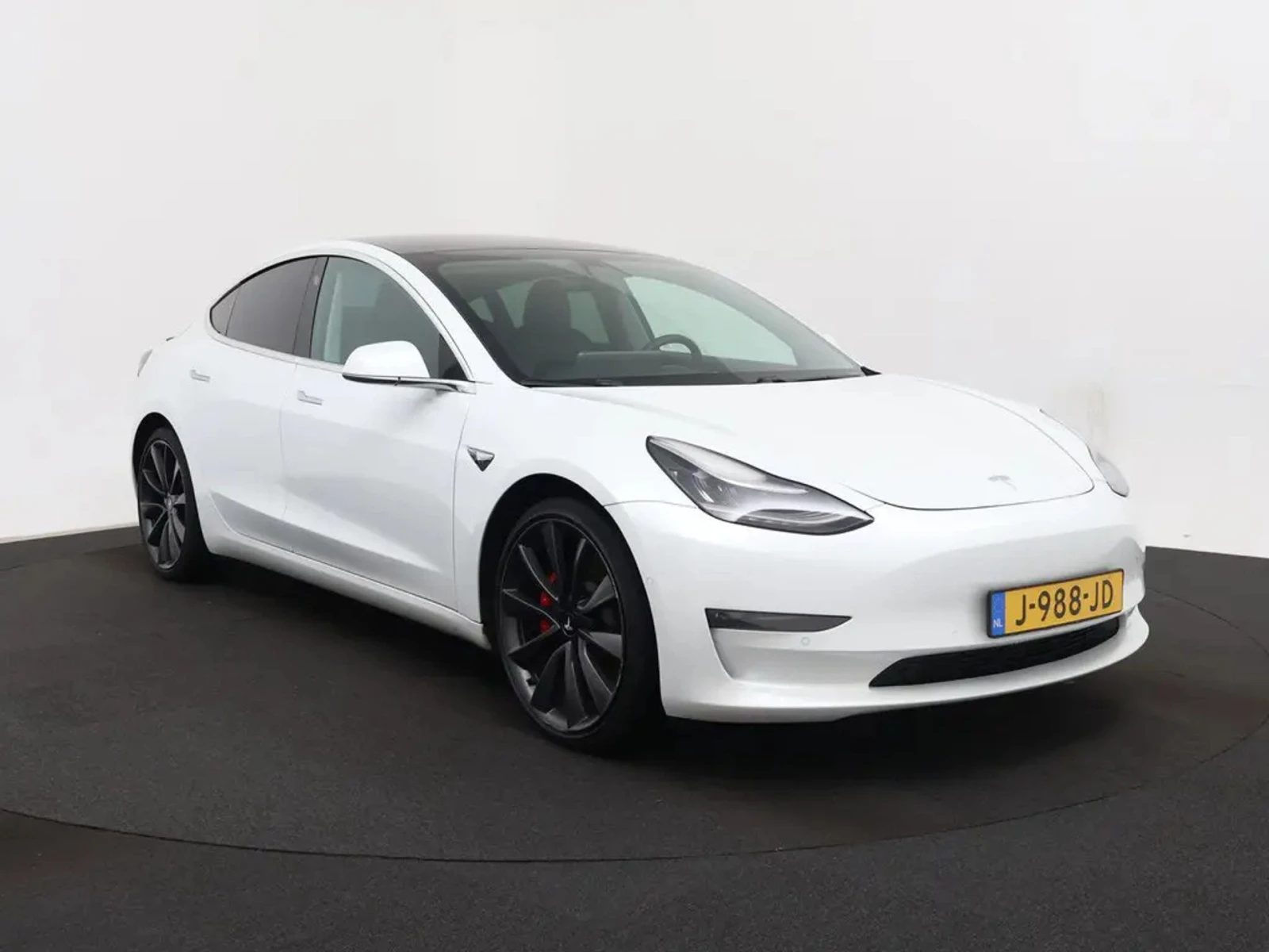 Tesla Model 3 Performance EU - изображение 5