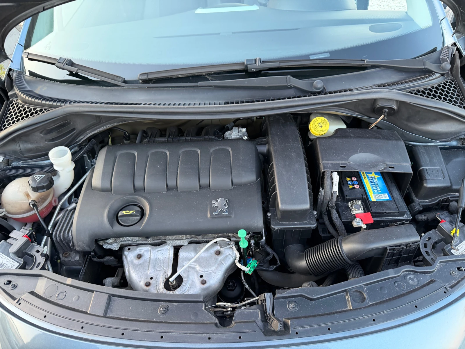 Peugeot 207 1.4i 16v-88p.s-5 vrati | Mobile.bg � ����������� 15