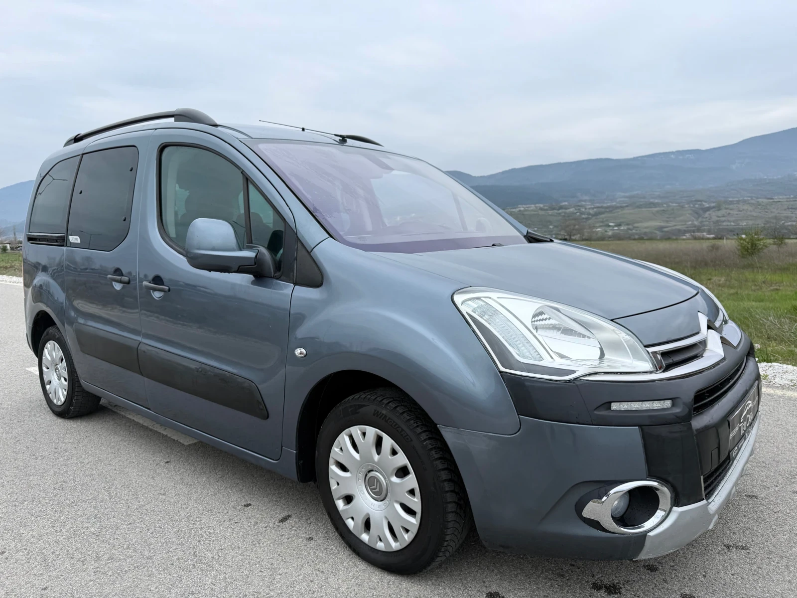 Citroen Berlingo 1.6 HDI / XTR / FACELIFT / LED / PARKTRONIC 