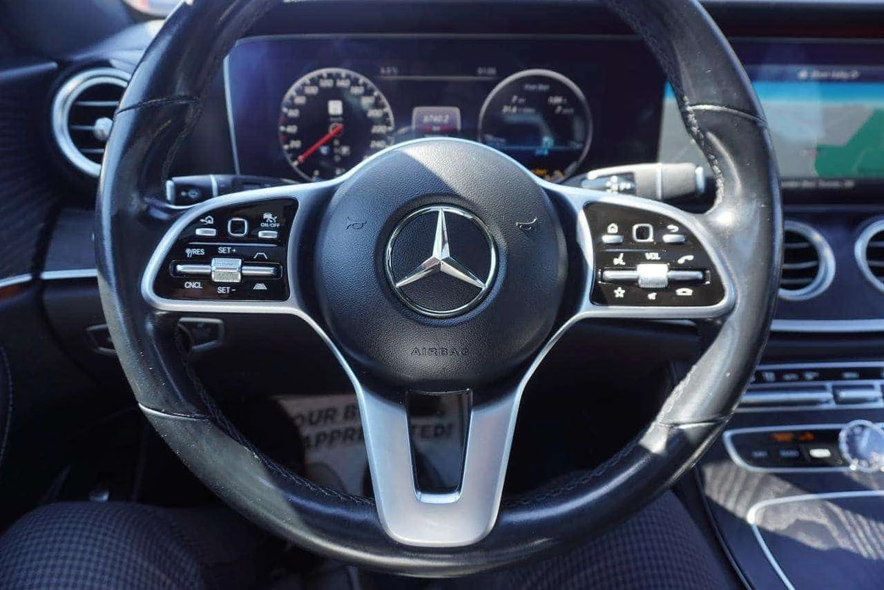 Mercedes-Benz E 450 * ПЪРВИ СОБСТВЕНИК* ДИСТРОНИК* ПАНО* , снимка 11 - Автомобили и джипове - 54355471