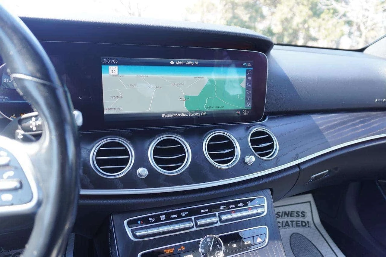 Mercedes-Benz E 450 * ПЪРВИ СОБСТВЕНИК* ДИСТРОНИК* ПАНО* , снимка 14 - Автомобили и джипове - 54355471